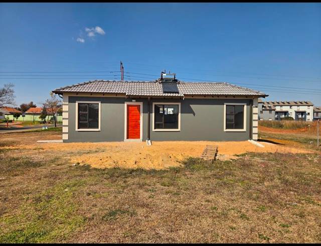 3 BEDROOM HOUSE FOR SALE IN SELCOURT